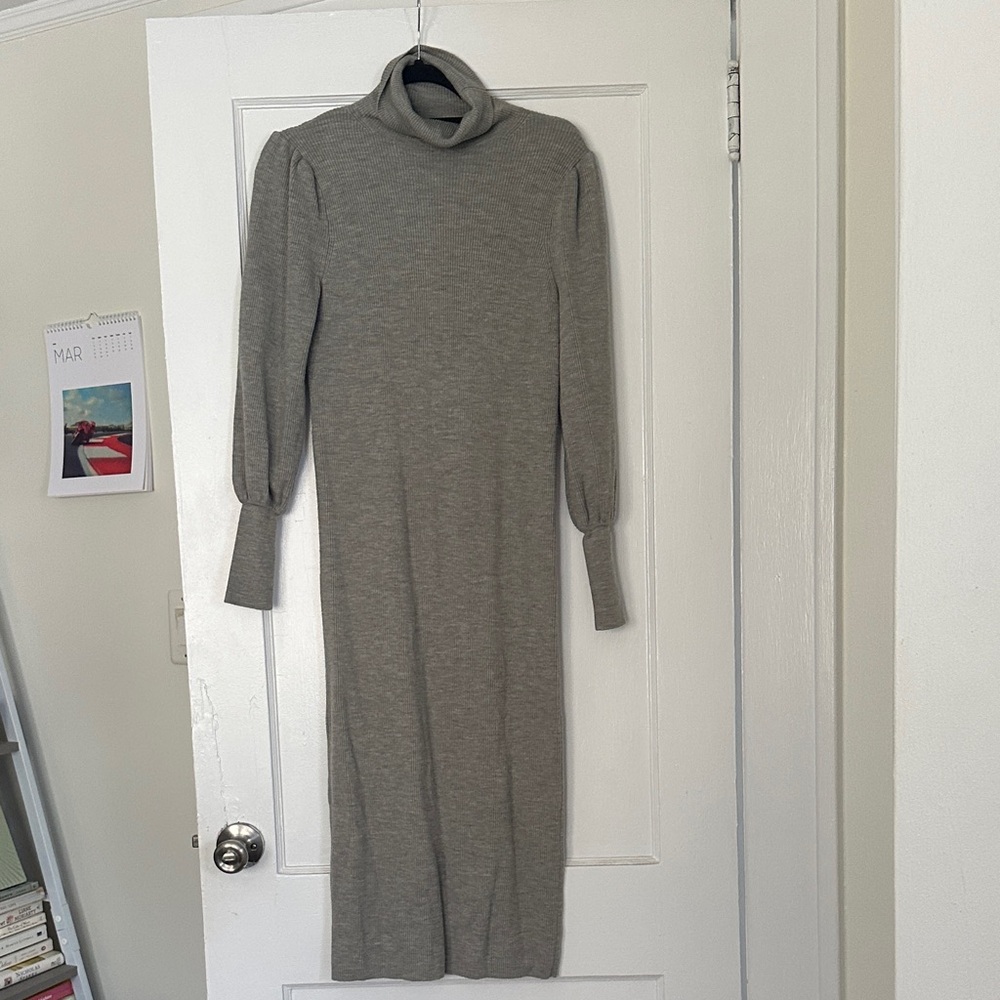 Chic Long Sleeve Gray Turtleneck Dress